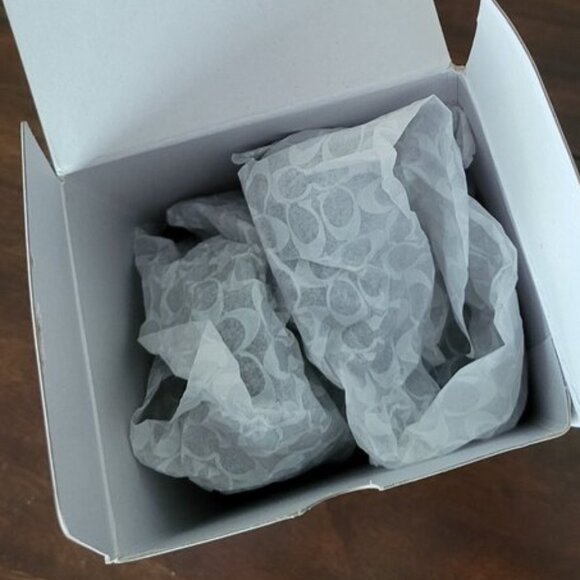 New COACH Juney Patent Leather Flip Flops Sandals NWT Black Women's Size 8 - Picture 10 of 10